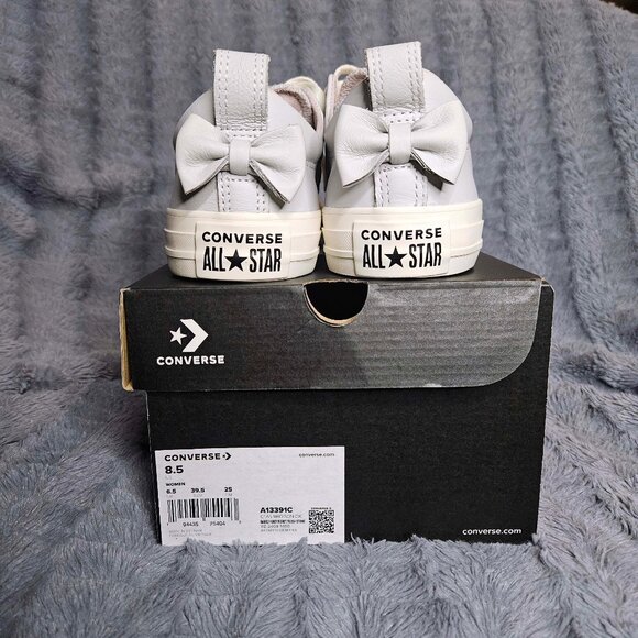 NEW! Converse Women's Pale Gray LEATHER Madison OX , Bow accent, size US 8.5 - Picture 8 of 10